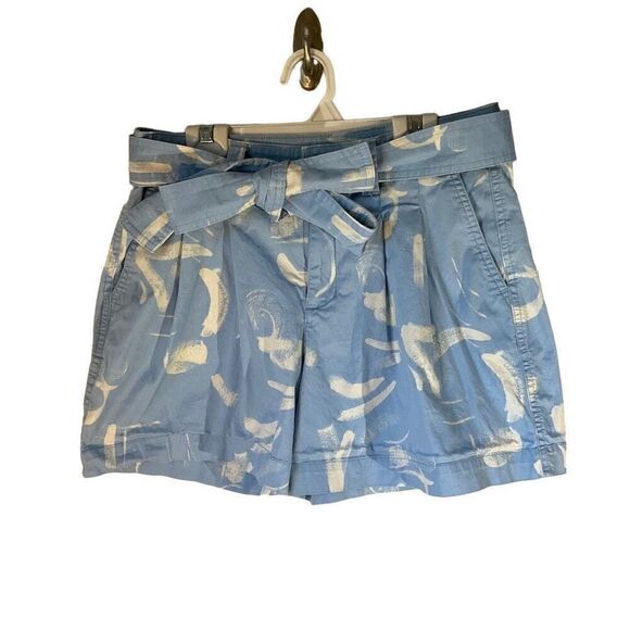 Light Blue and White Highrise Pleated Shorts With Tie Belt, 6 - Picture 11 of 14